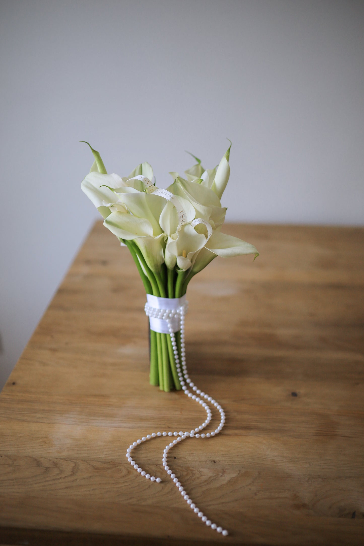 Pearl Kiss Bouquet