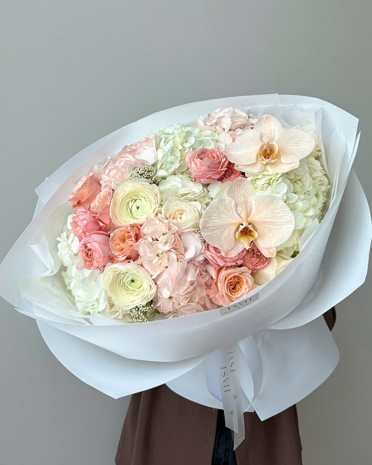 Bouquet of L size