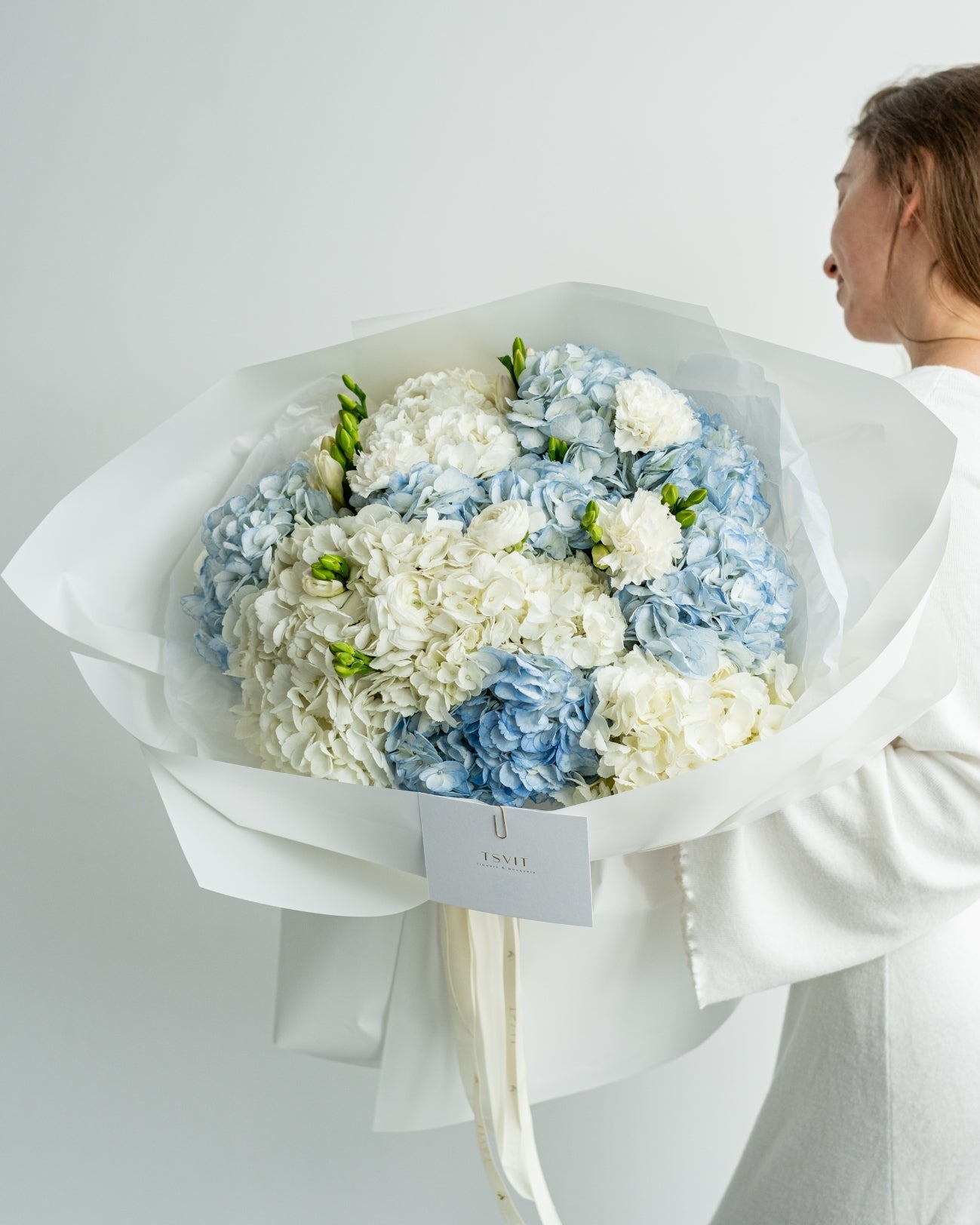 Bouquet of L size