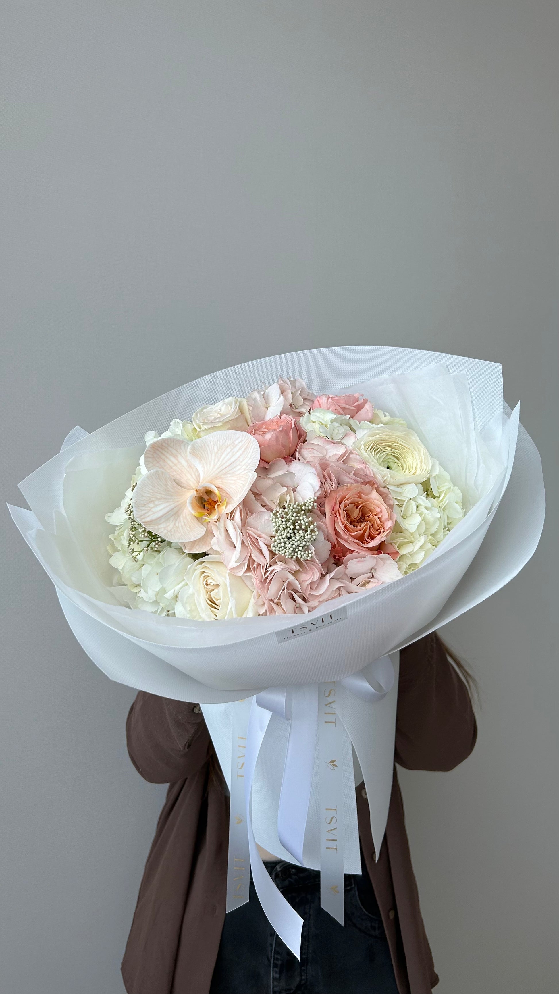 Bouquet of M size